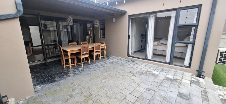 To Let 3 Bedroom Property for Rent in Turnberry Village Western Cape